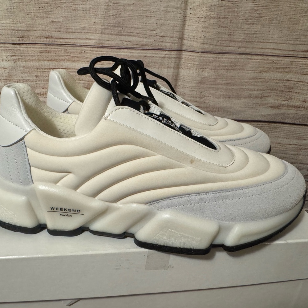 Weekend Max Mara Weekend Sneakers Size 39